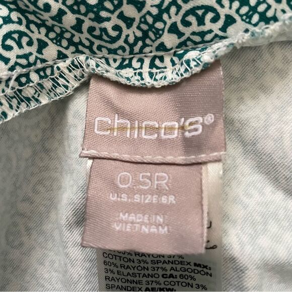 Chico’s Green & White Medallion So Slimming Brigitte Slim Leg Ankle Pants Sz 6R - Picture 8 of 11